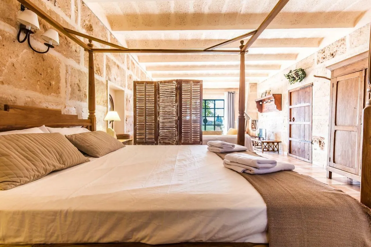 Farm stay Finca Agroturismo Sa Cova Den Borino Campos